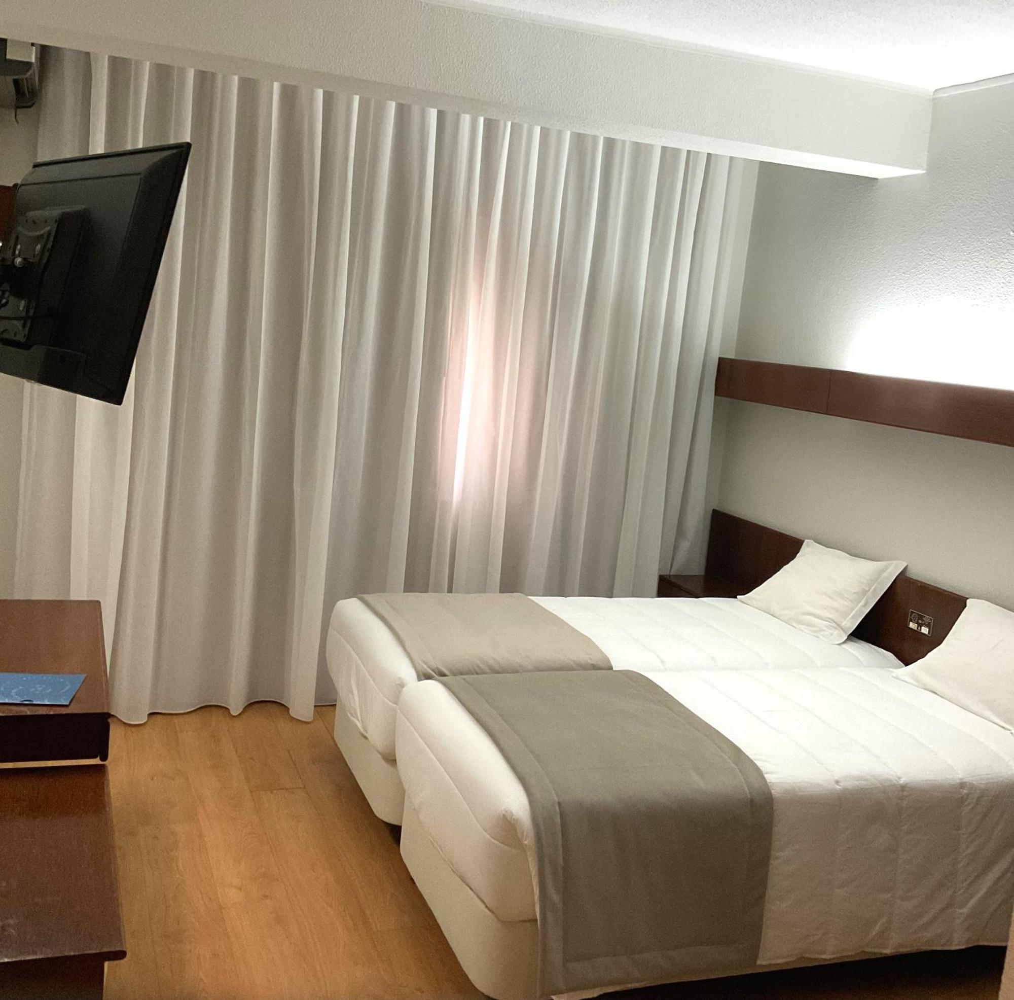 Hotel Costa De Prata 2 & Spa 피게이라다포즈 외부 사진